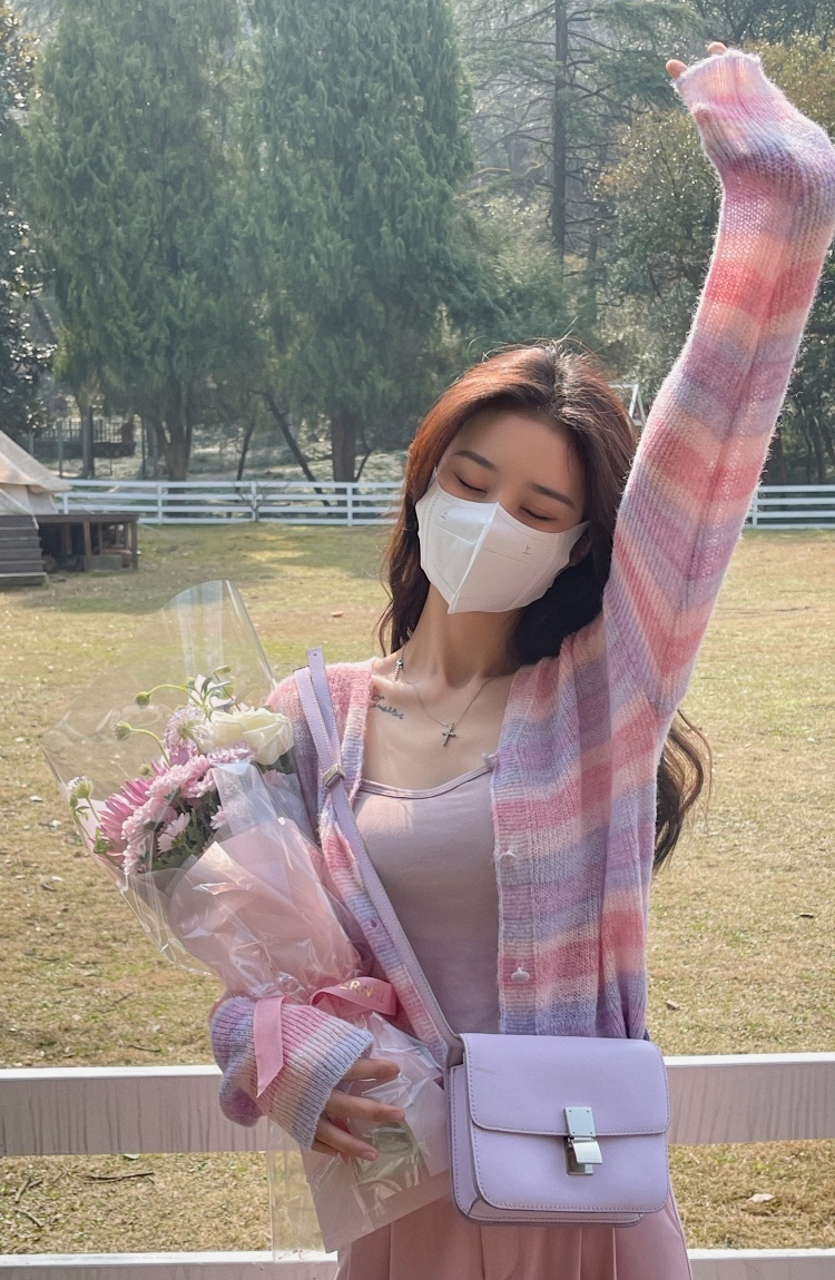 Loose sunscreen shirts short knitted tops for women