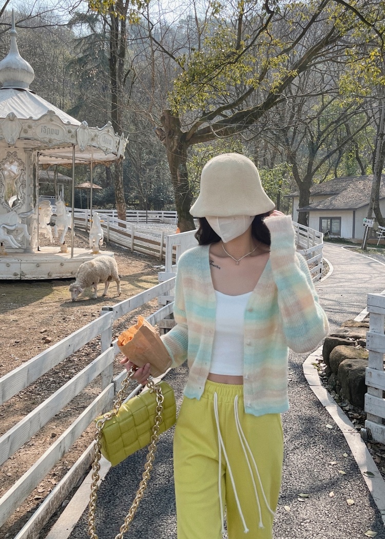 Loose sunscreen shirts short knitted tops for women