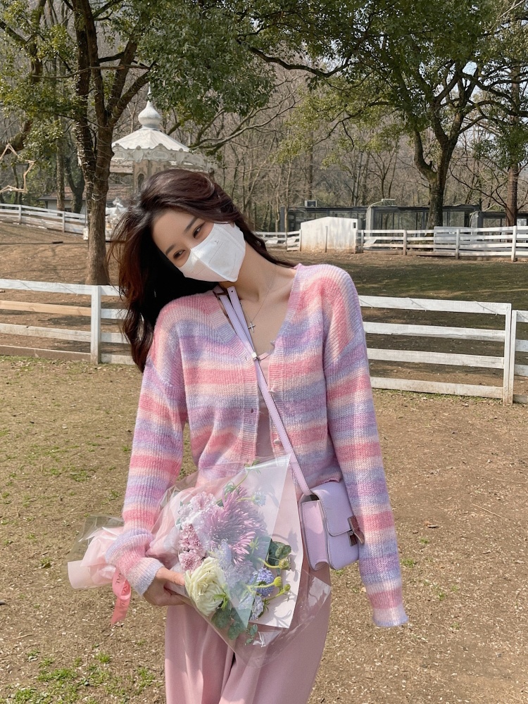 Loose sunscreen shirts short knitted tops for women