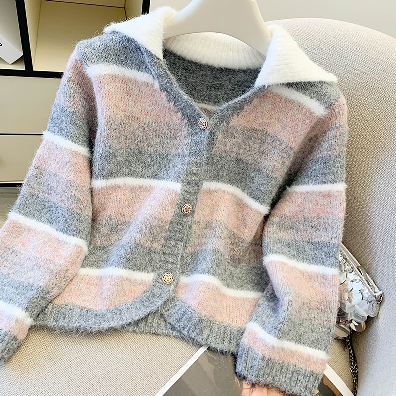 Heart autumn and winter gradient sweater