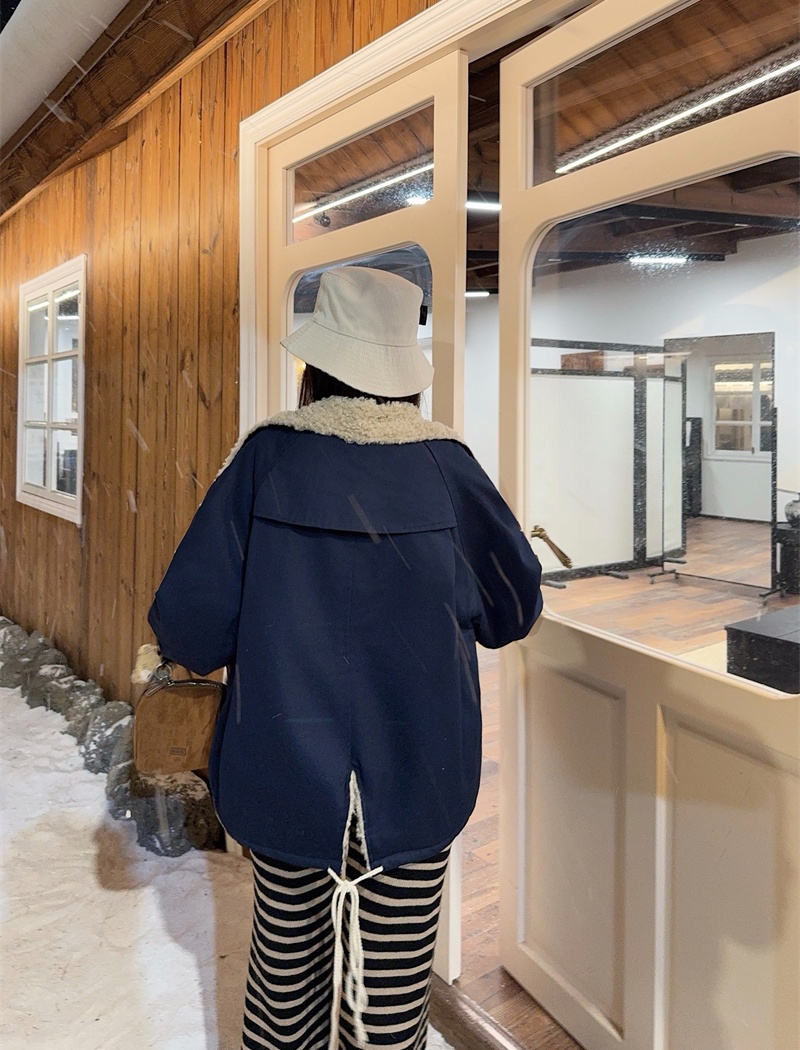 Winter elmo locomotive wear lambs wool cozy jacket