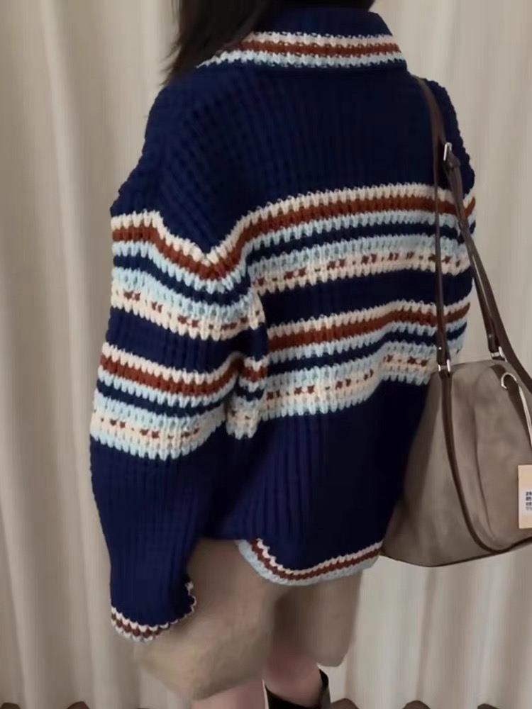 Winter knitted coat short tops for women