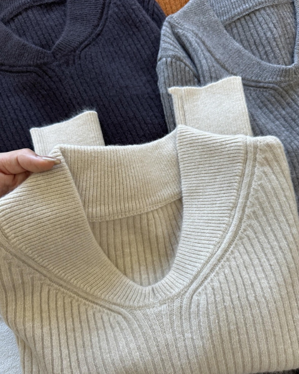 Bottoming apricot inside the ride sweater for women