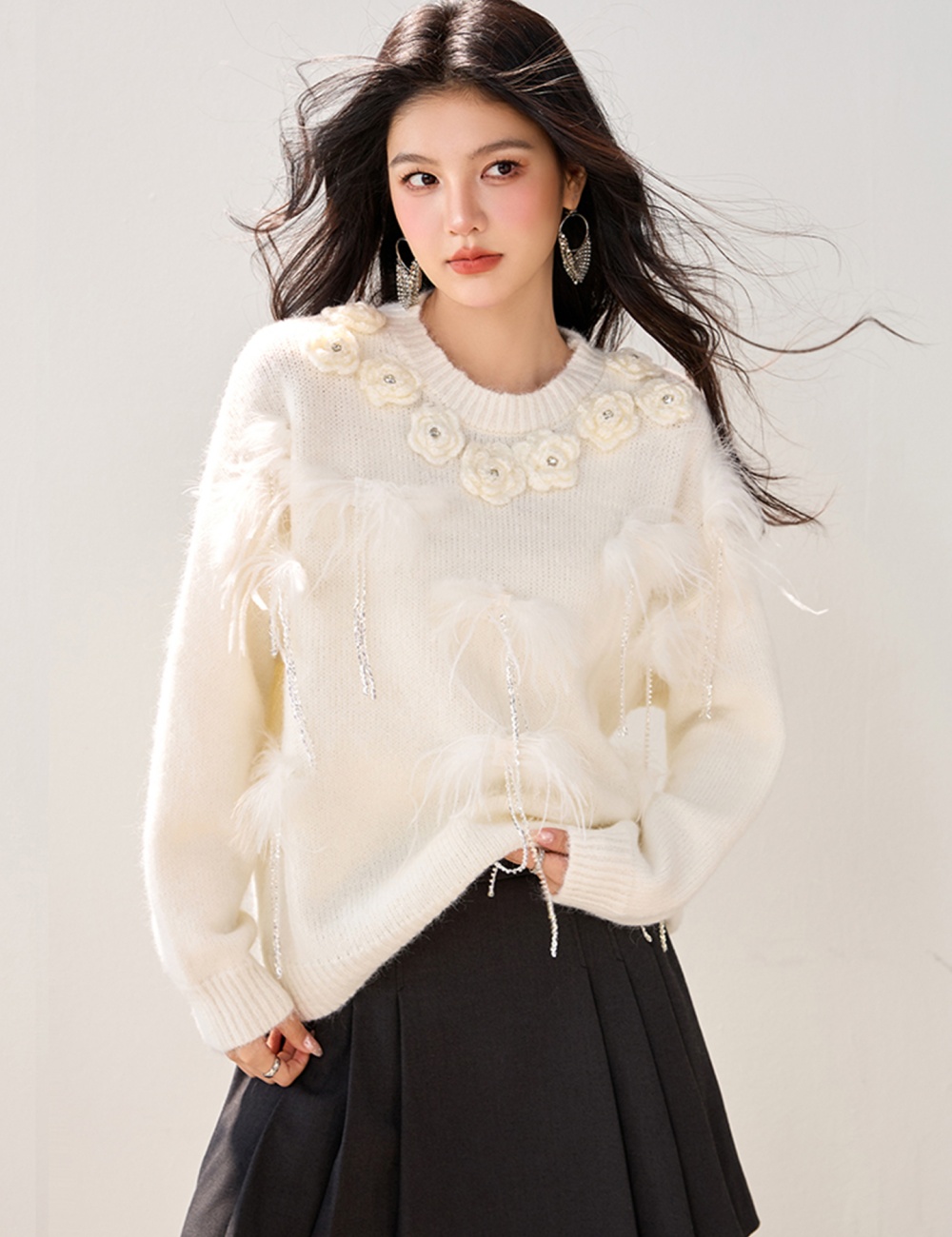 Beading feather tender autumn loose long sleeve sweater