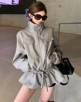 Pinched waist drawstring stripe autumn coat for women