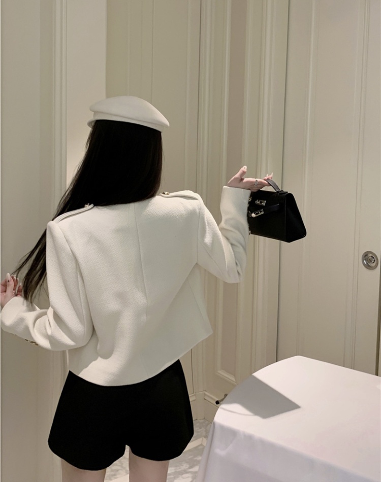 Shoulder pads chanelstyle refinement jacket for women