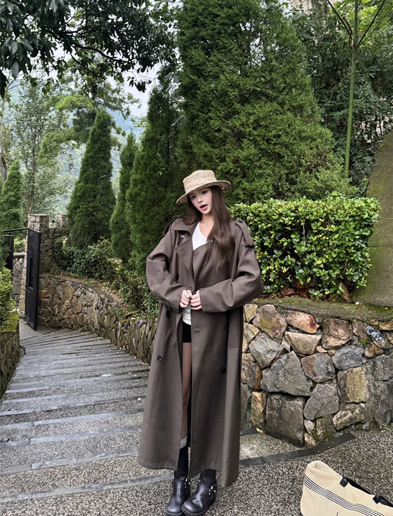 Double-breasted long windbreaker temperament coat