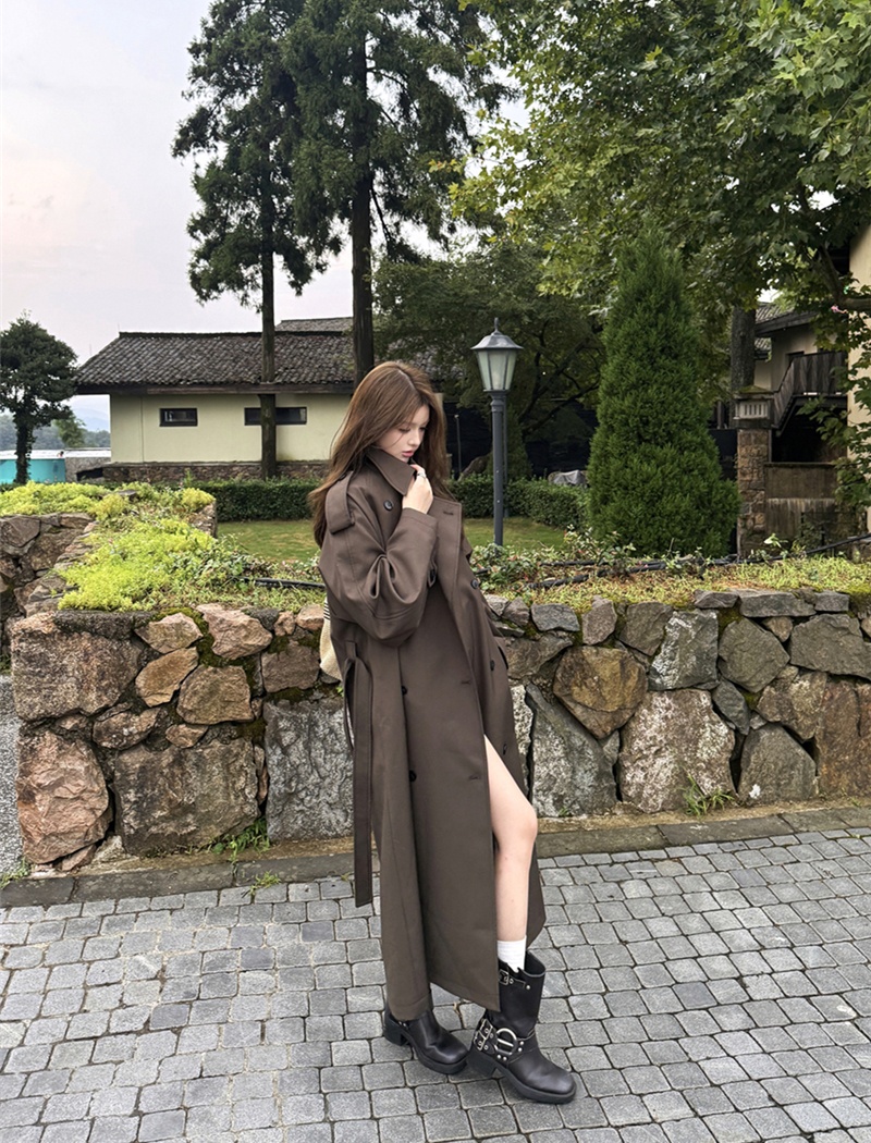 Double-breasted long windbreaker temperament coat