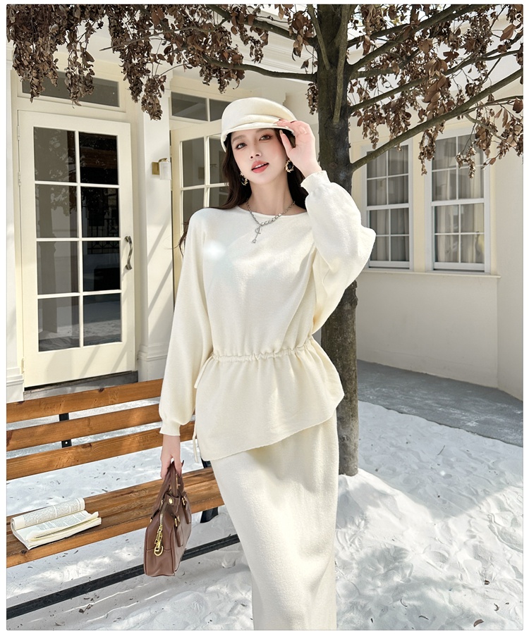 Show young unique round neck skirt 2pcs set for women