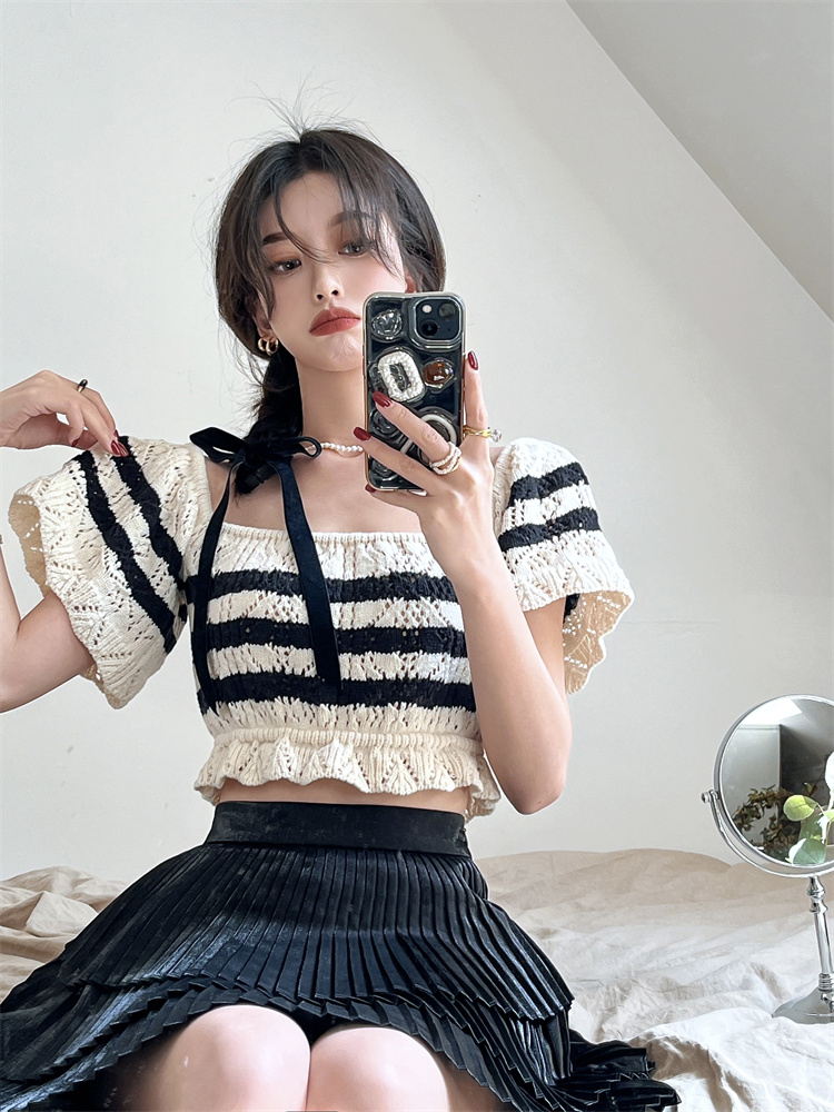 Stripe knitted short short sleeve slim tops for women