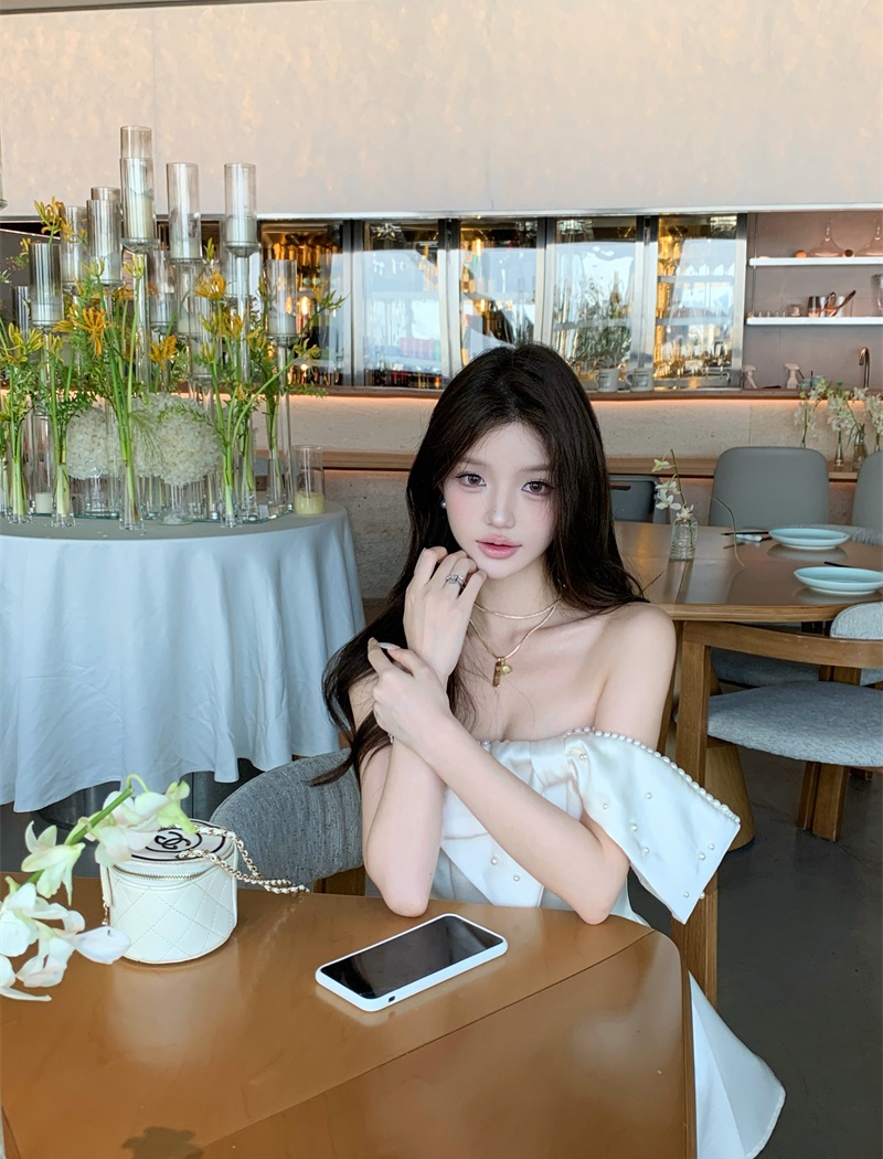 Bow temperament flat shoulder France style sling dress