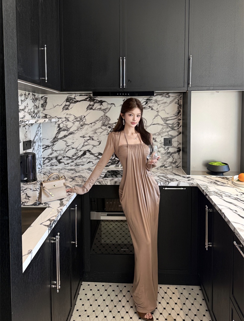 Pinched waist halter dress Korean style slim tops a set