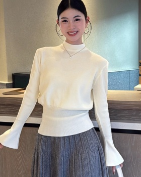 Slim sweater trumpet sleeves bottoming shirt for women
