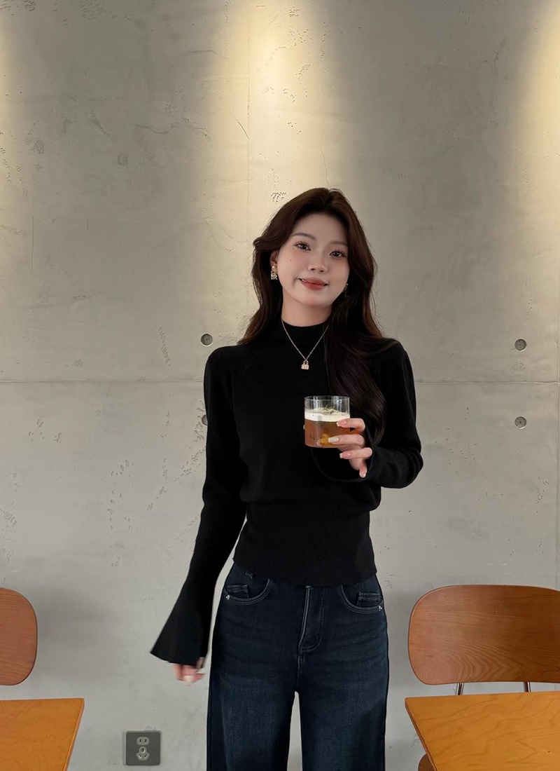 Slim sweater trumpet sleeves bottoming shirt for women