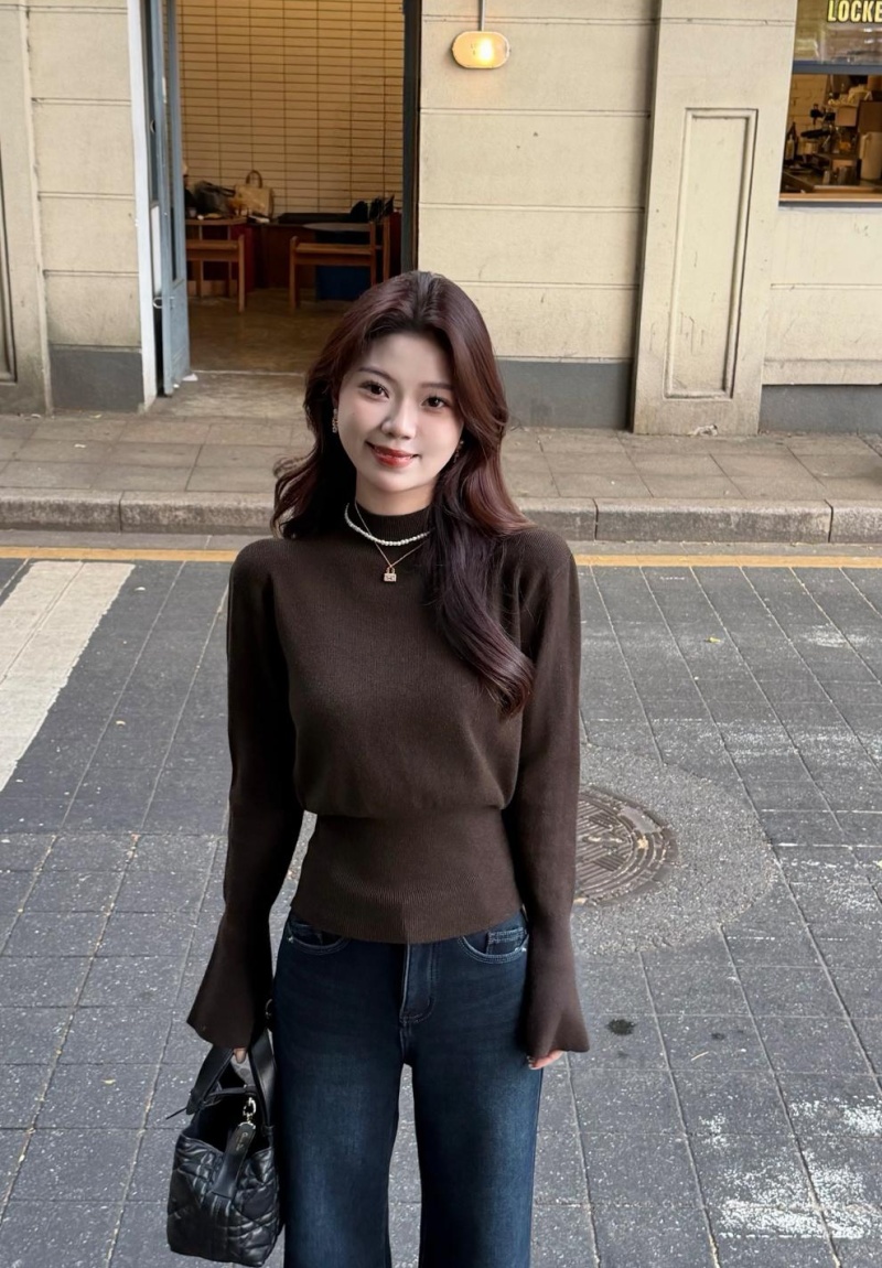 Slim sweater trumpet sleeves bottoming shirt for women