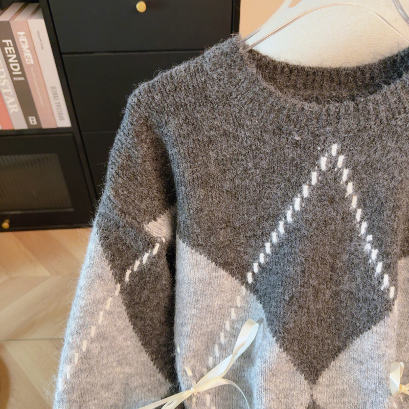 Plaid autumn pullover loose bow sweater for women