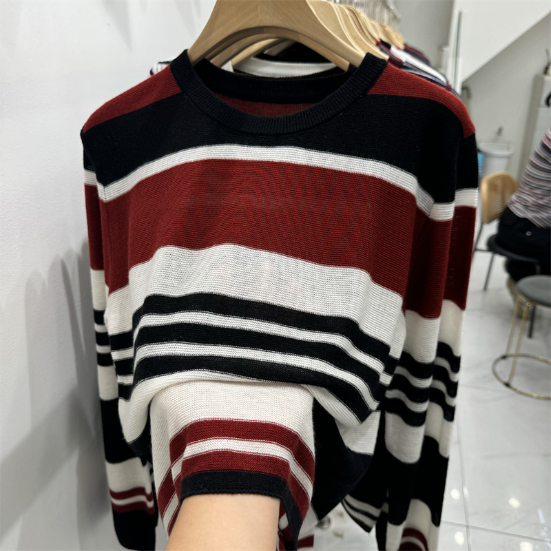 Round neck loose sweater long sleeve tops for women