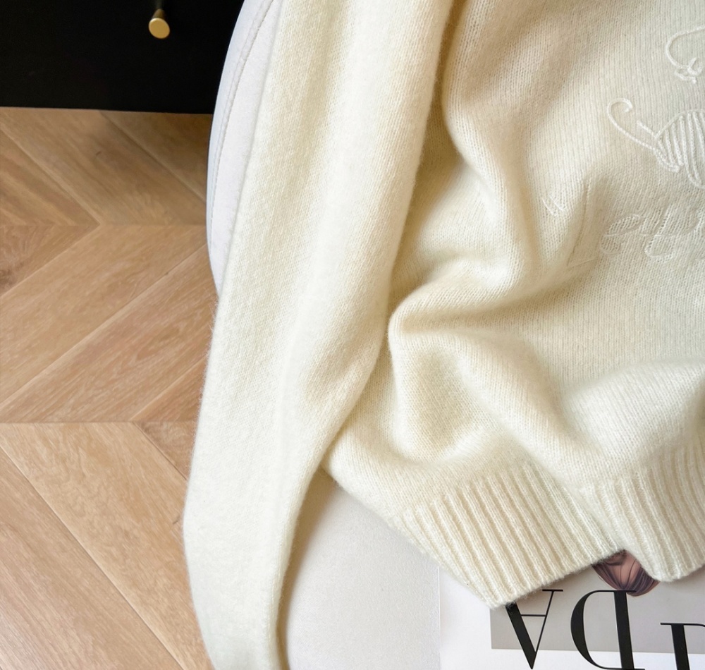 Lazy round neck tops embroidery sweater for women