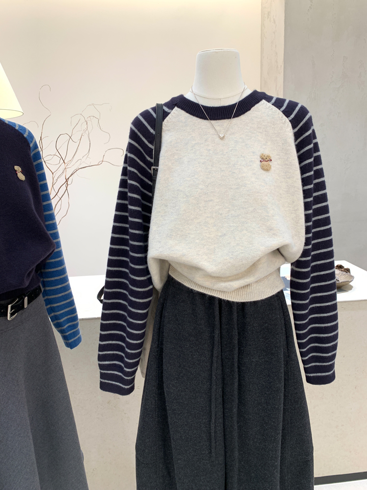 Korean style knitted sweater slim tops for women