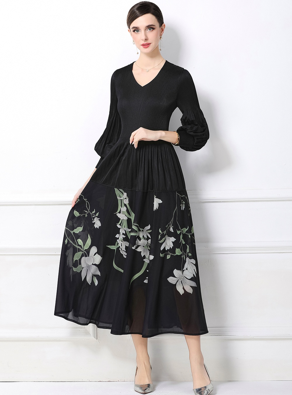 Pleats Please loose waist lantern sleeve dress