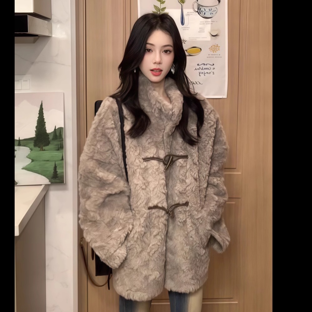 Lambs wool fabrics mixed colors hairy sweet coat for women