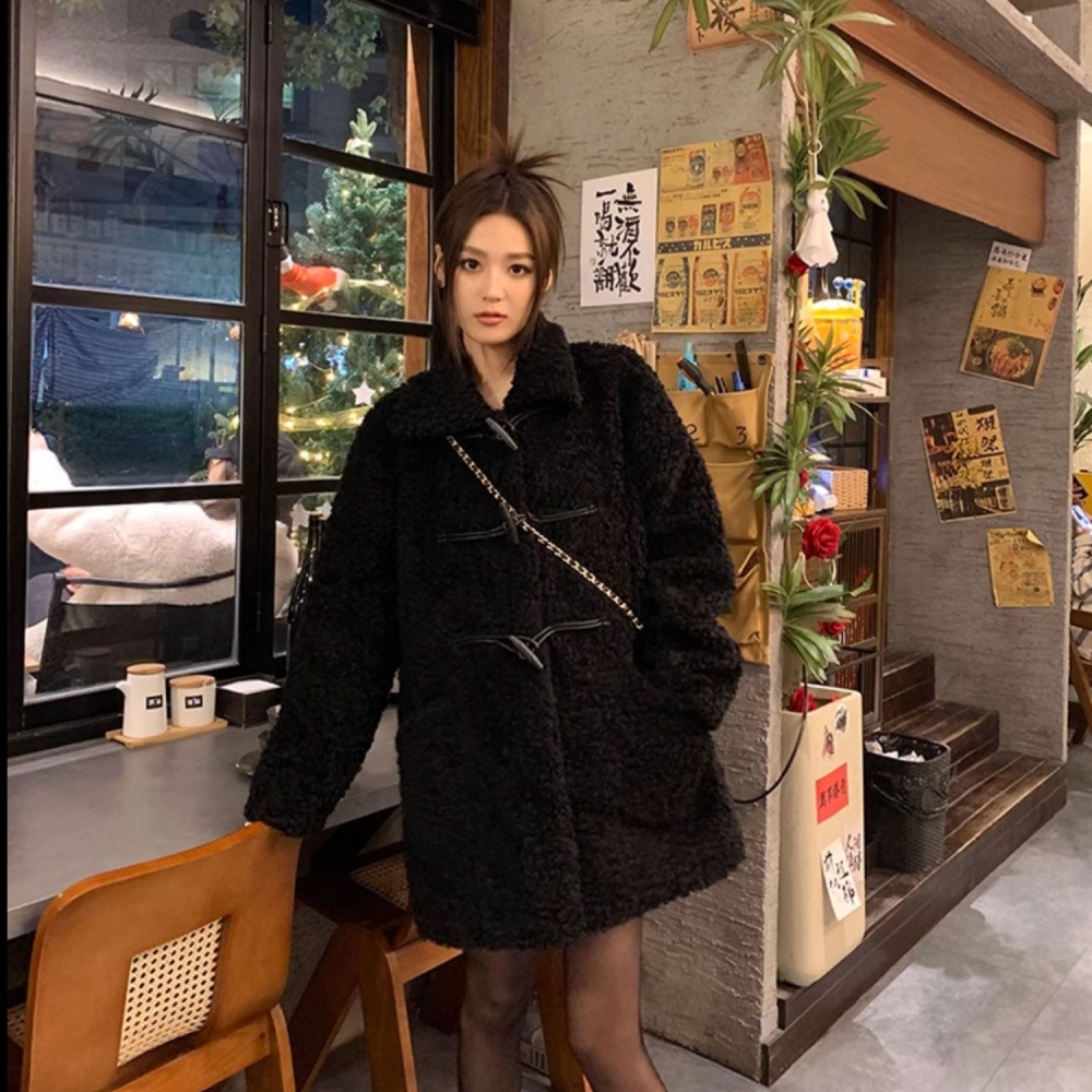 Horn buckle long autumn and winter overcoat for women