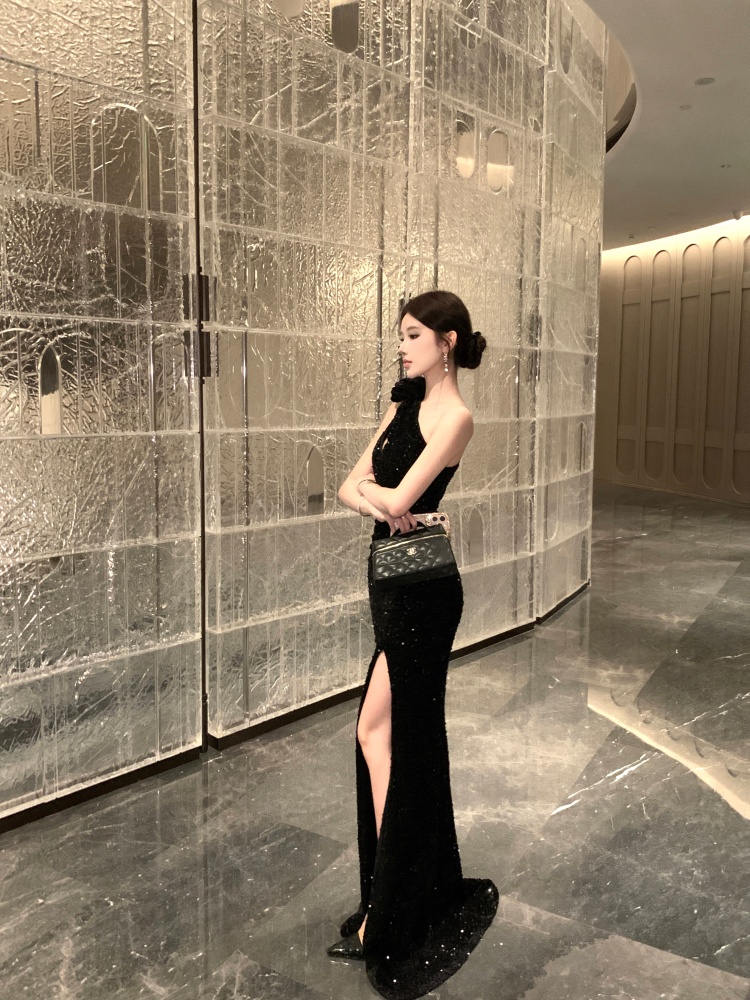 Pinched waist dress sloping shoulder formal dress for women