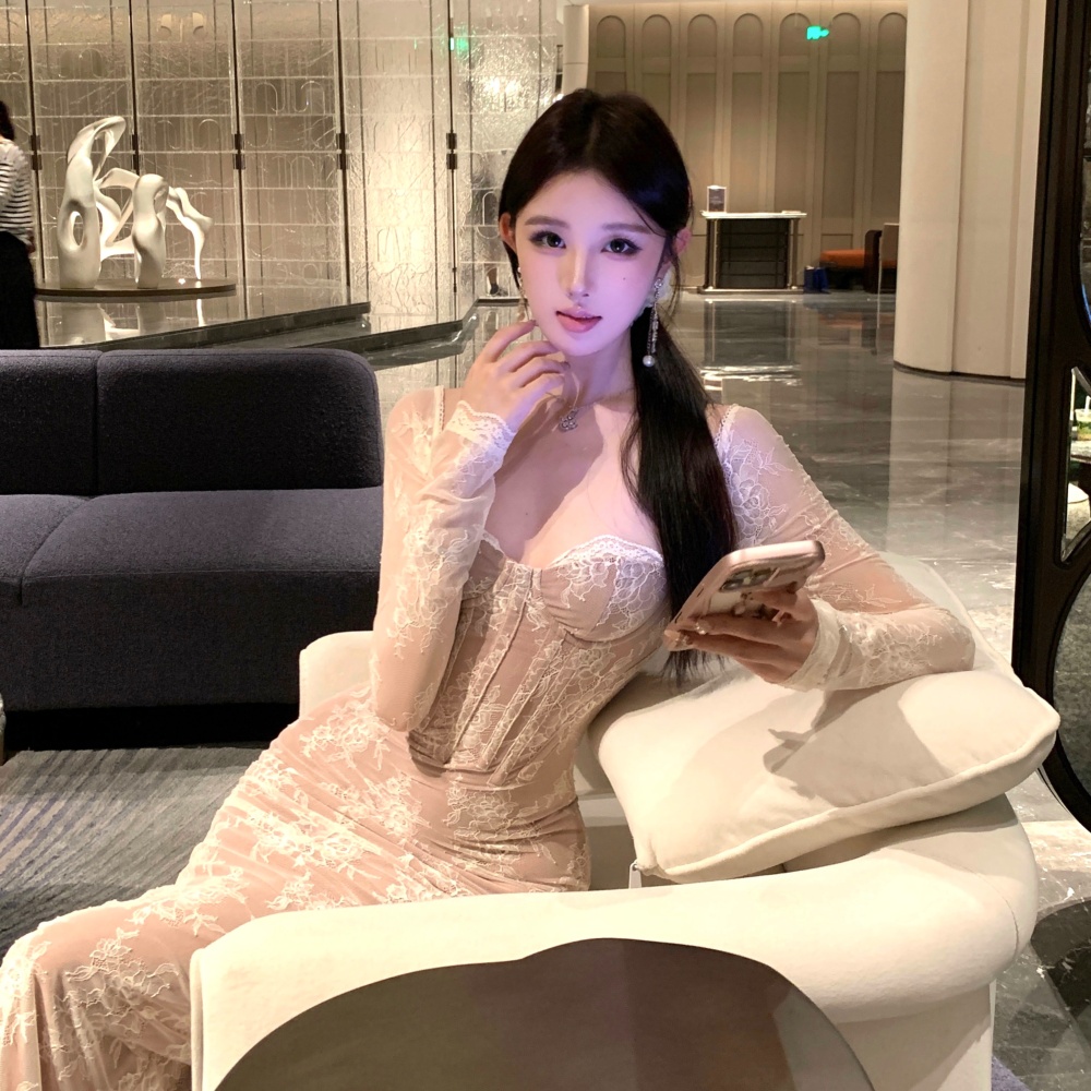 Package hip mermaid wrapped chest slim dress