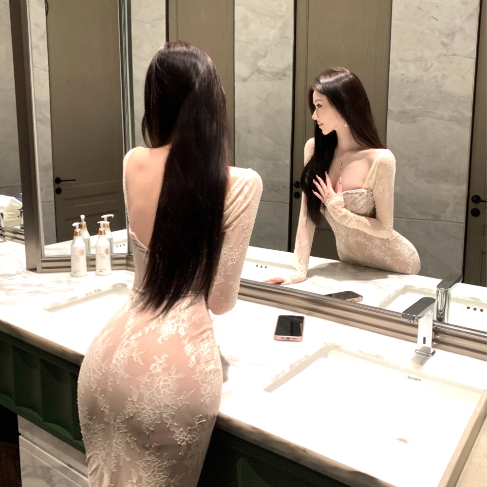 Package hip mermaid wrapped chest slim dress