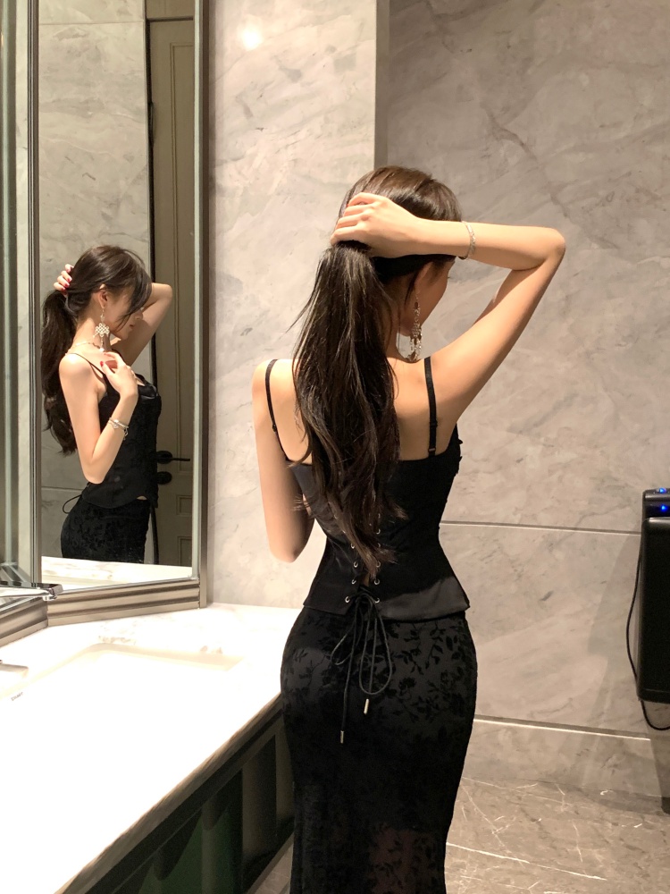 Package hip wrapped chest sling long skirt a set for women