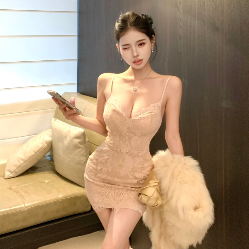 Slim short sling dress