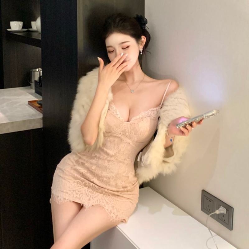 Slim short sling dress