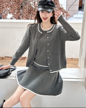 Chanelstyle cardigan sweater 3pcs set for women