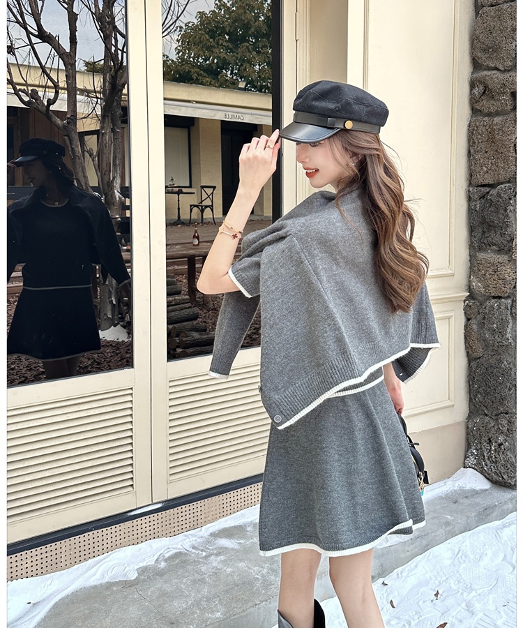 Chanelstyle cardigan sweater 3pcs set for women