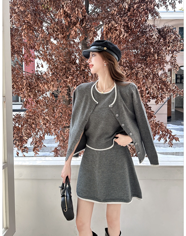 Chanelstyle cardigan sweater 3pcs set for women