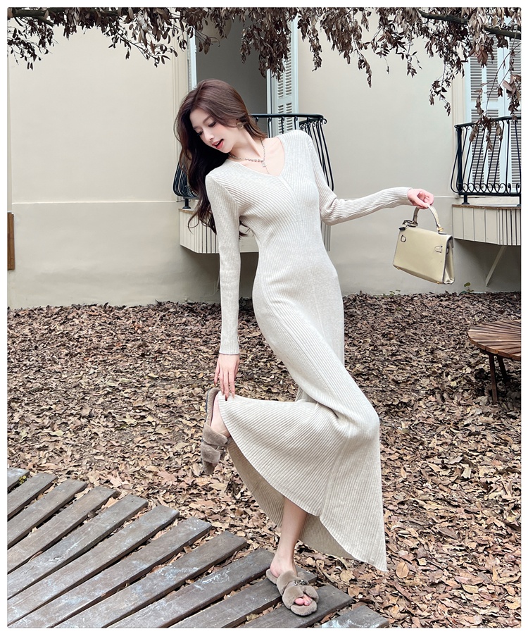 Knitted V-neck dress autumn and winter sweater for women
