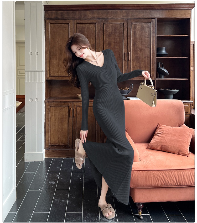 Knitted V-neck dress autumn and winter sweater for women
