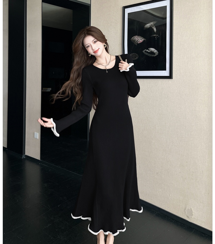 Slim knitted sweater dress autumn and winter dress for women