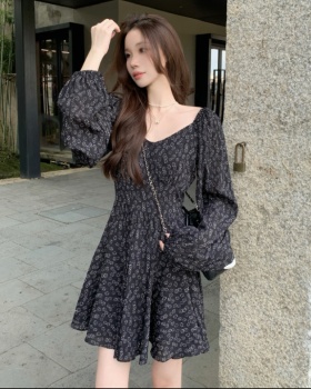 Pinched waist temperament Casual autumn and winter dress