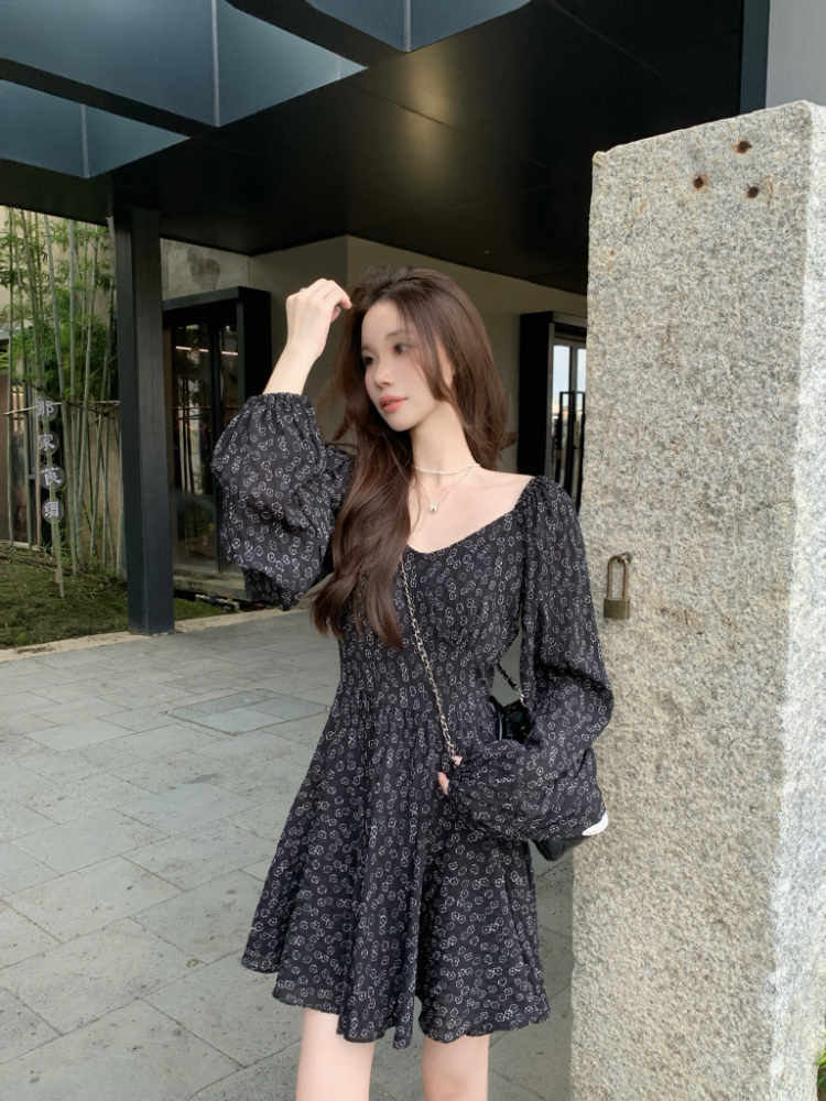 Pinched waist temperament Casual autumn and winter dress