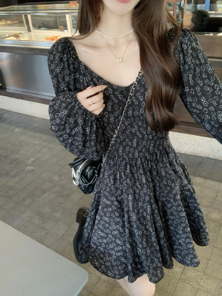 Pinched waist temperament Casual autumn and winter dress