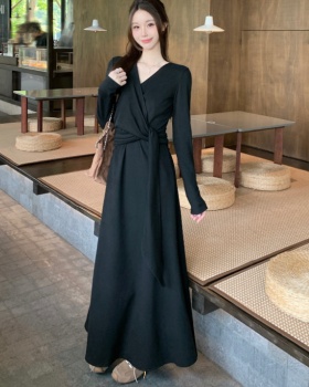 Wears outside inside the ride temperament simple dress