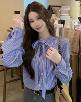 Loose commuting shirt frenum tops for women