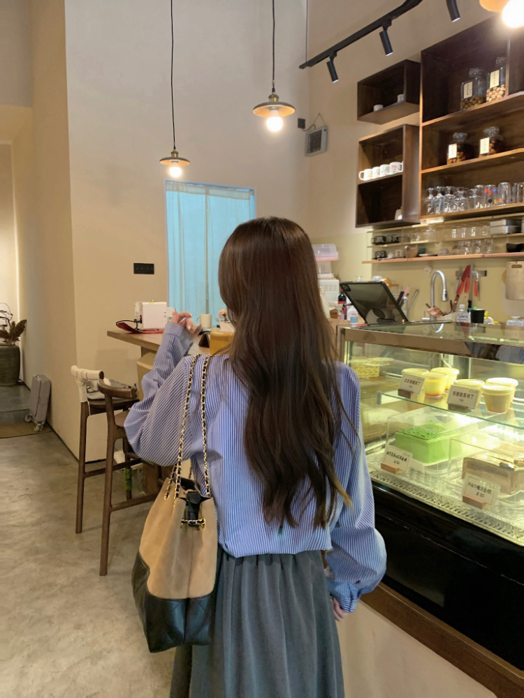 Loose commuting shirt frenum tops for women