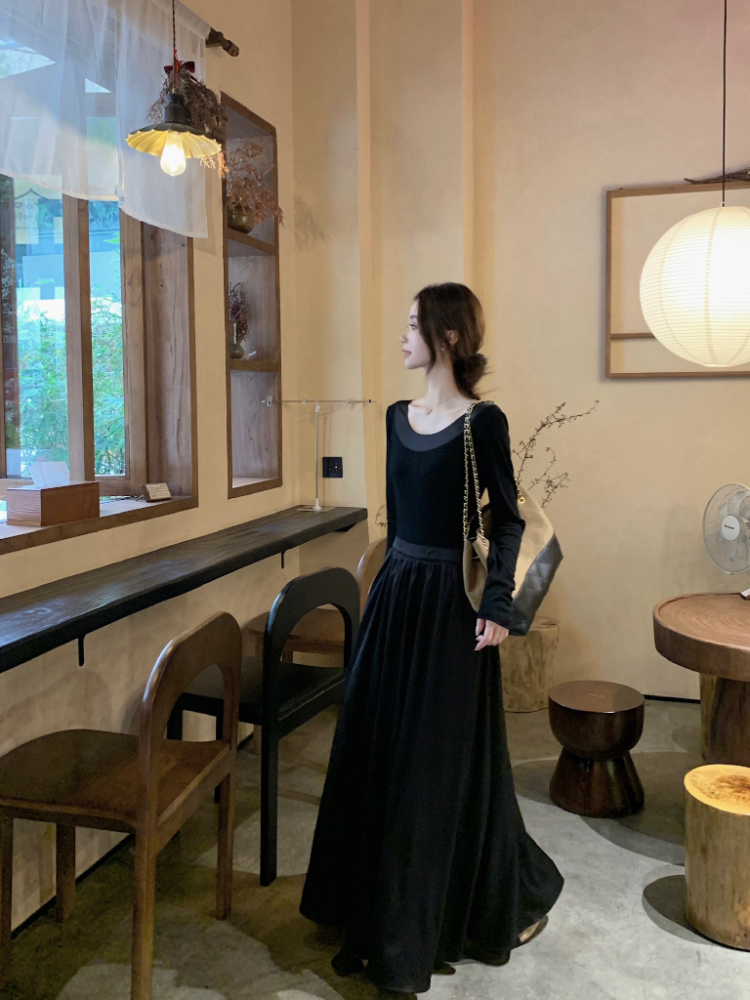 Halter round neck long dress bottoming dress