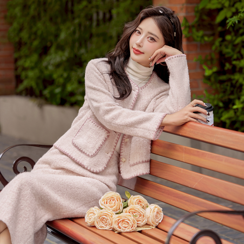 Woolen embroidery shell skirt straight pink long dress a set