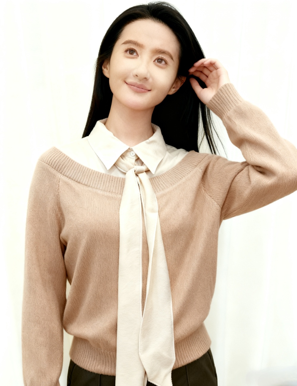 Lapel Korean style splice inside the ride sweater