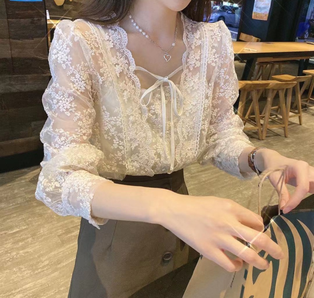 Tether Korean style show young tops for women