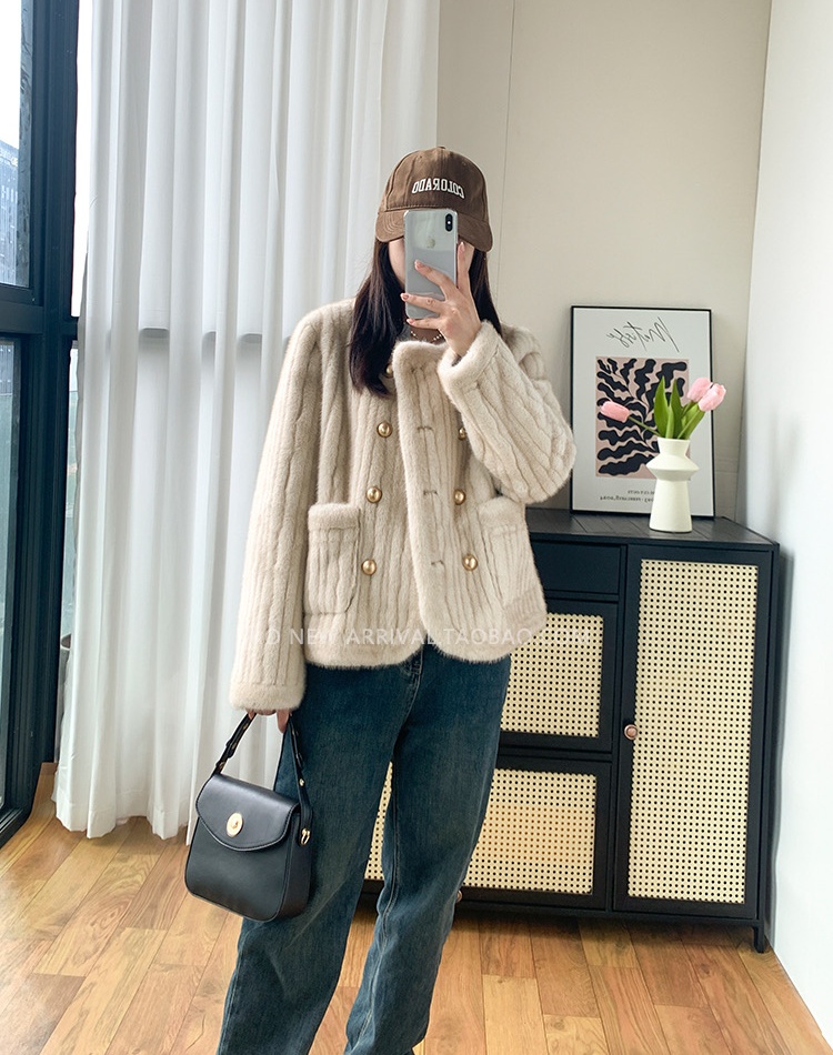 Chanelstyle loose coat winter short overcoat for women