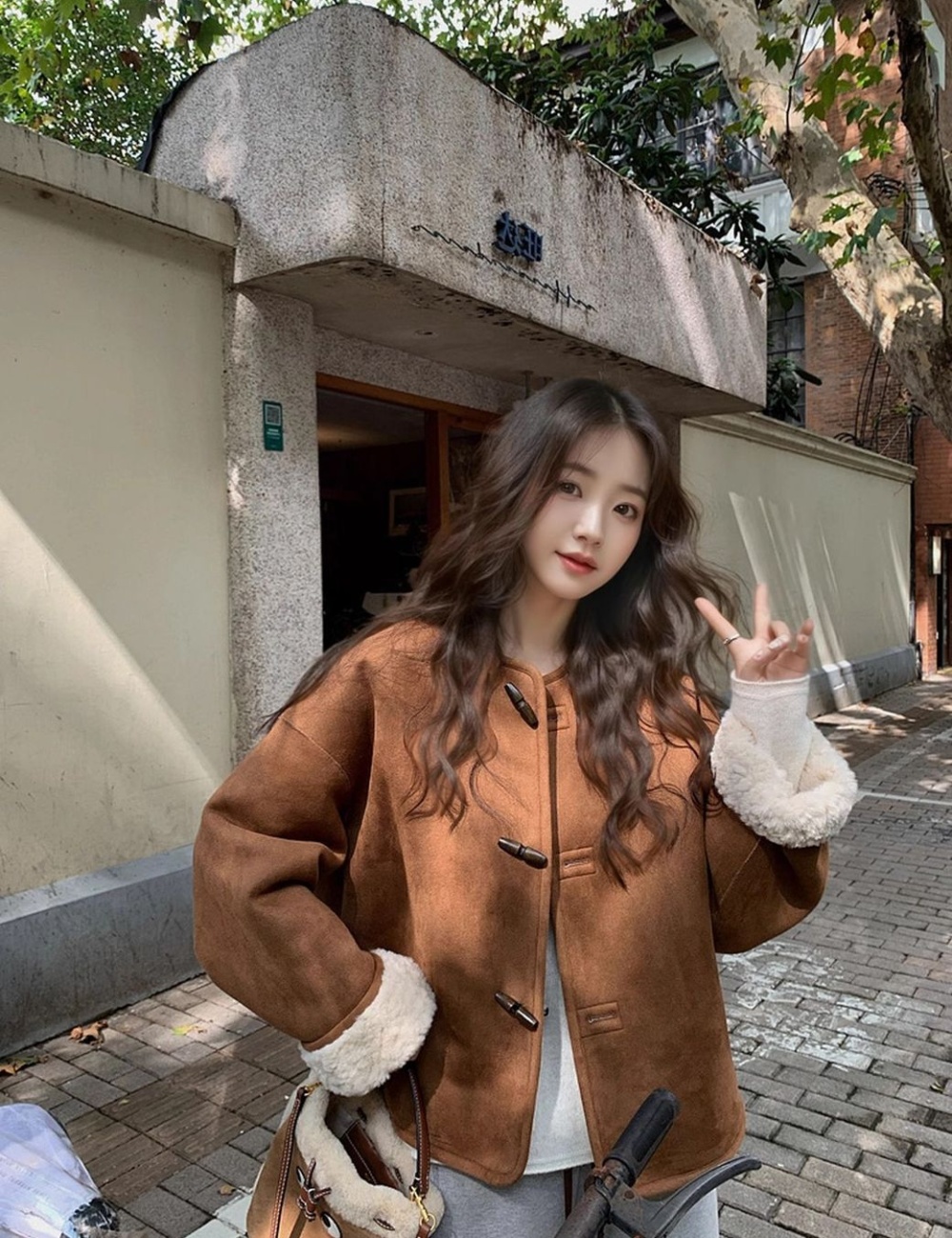 Suede winter wear plush coat